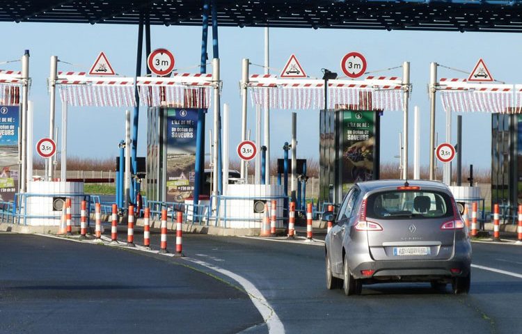 Cameroun : les enjeux de l'automatisation des péages routiers | Financial Afrik